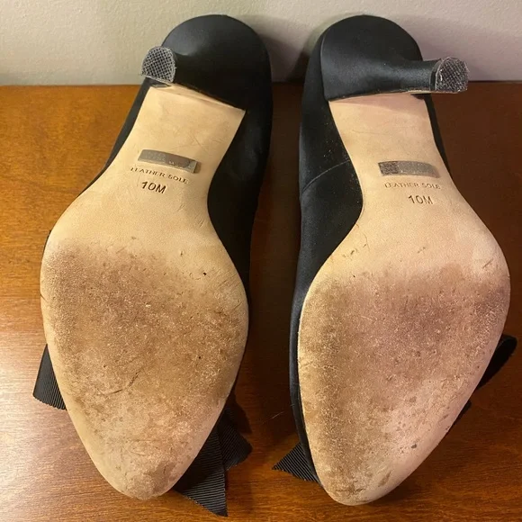 Black Badgley Mischka Heels With Bow Size 10 - Picture 2 of 6
